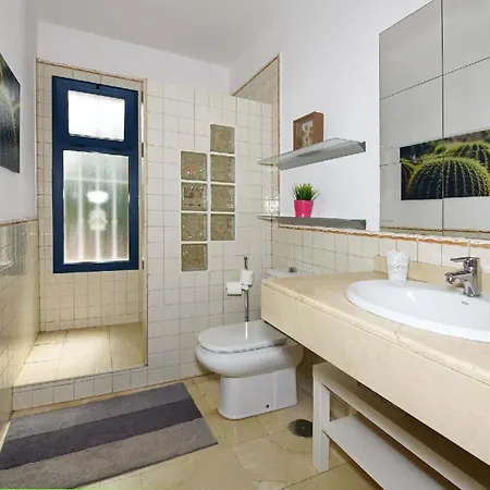 Ferienhaus Mit Privatpool Fur 6 Personen Ca 100 Qm In Playa Blanca, Lanzarote Gemeinde Yaiza - B63550 Tatil Evi *